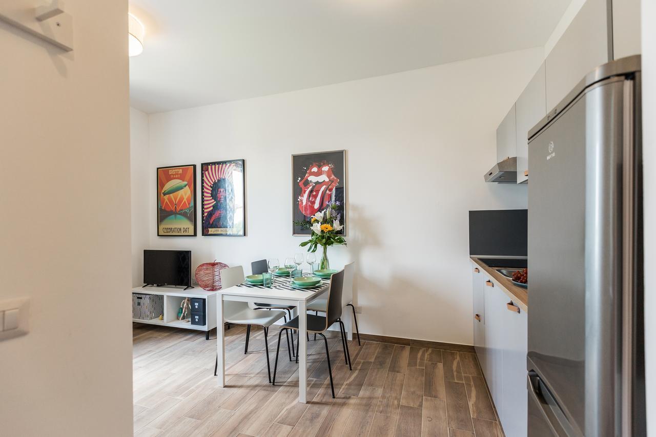 Ferienwohnung Certosa Colorful Mini Flats Mailand Exterior foto